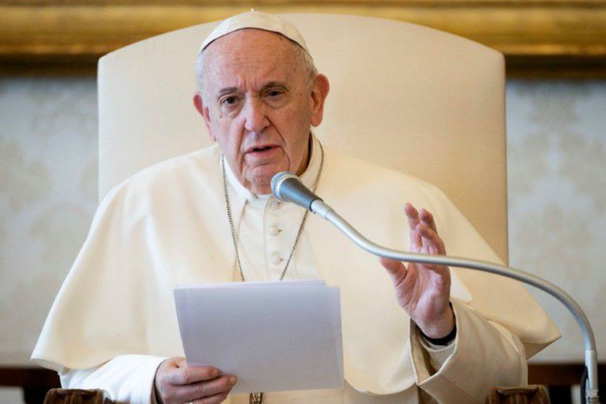 "A dignidade das pessoas sempre deve ser respeitada", afirma Papa Francisco