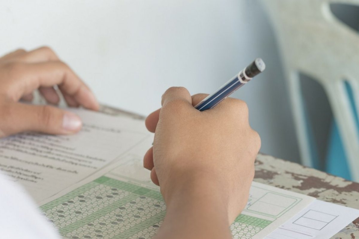 Avaliação da educação básica poderá substituir nota Enem, afirma MEC