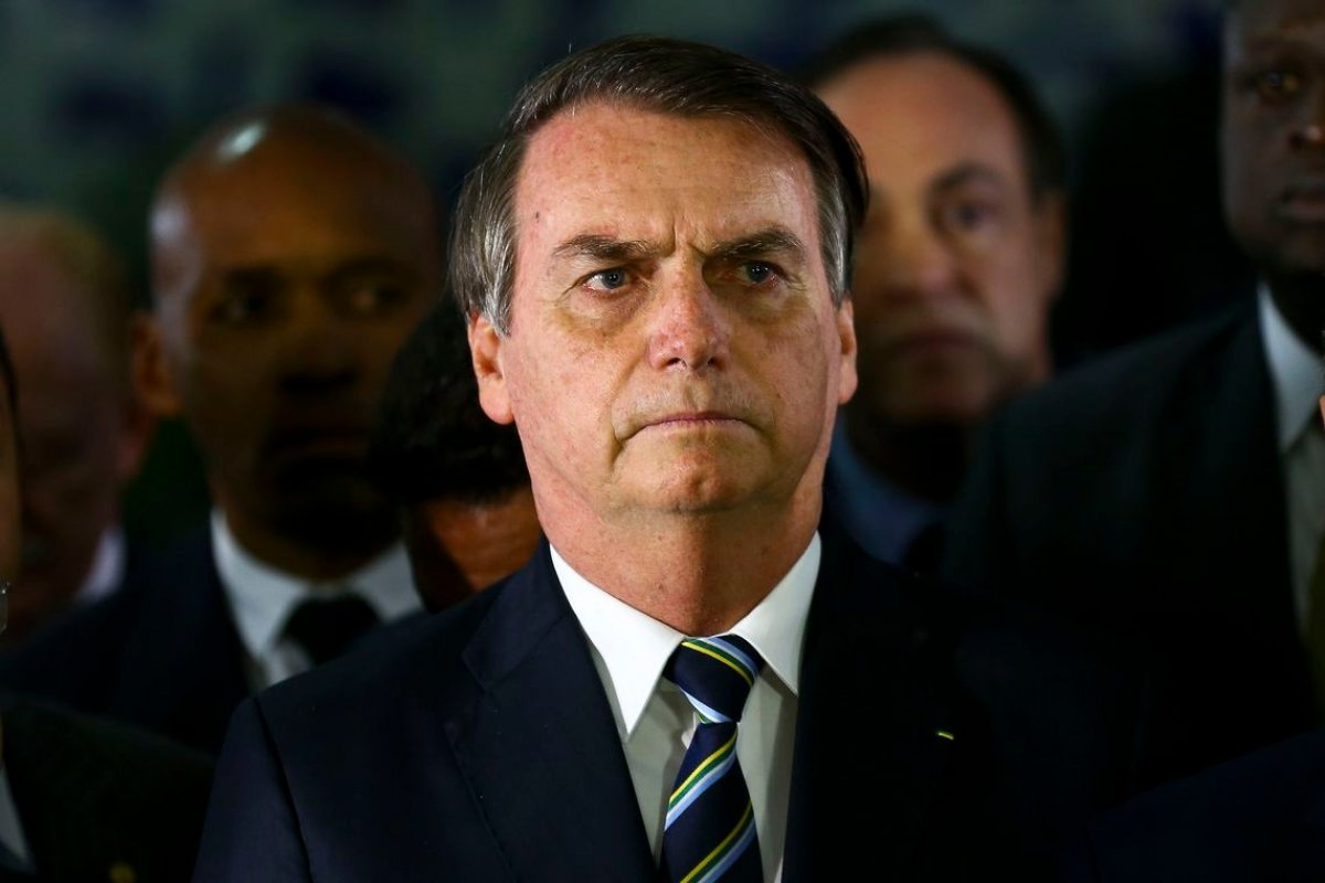 Comportamento de Bolsonaro diante da pandemia poderá ameaçar estabilidade no cargo, aponta levantamento