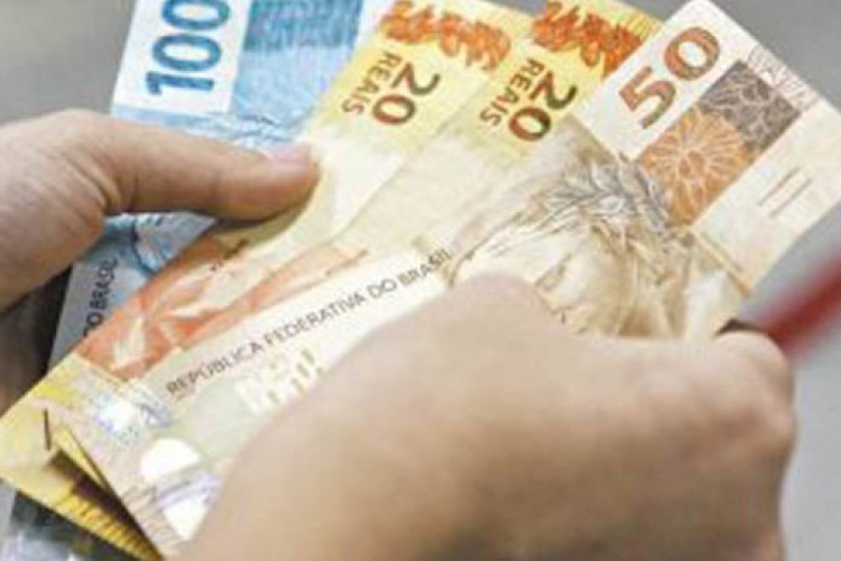 Pesquisa aponta perda total ou em parte da renda mensal de 40% dos brasileiros