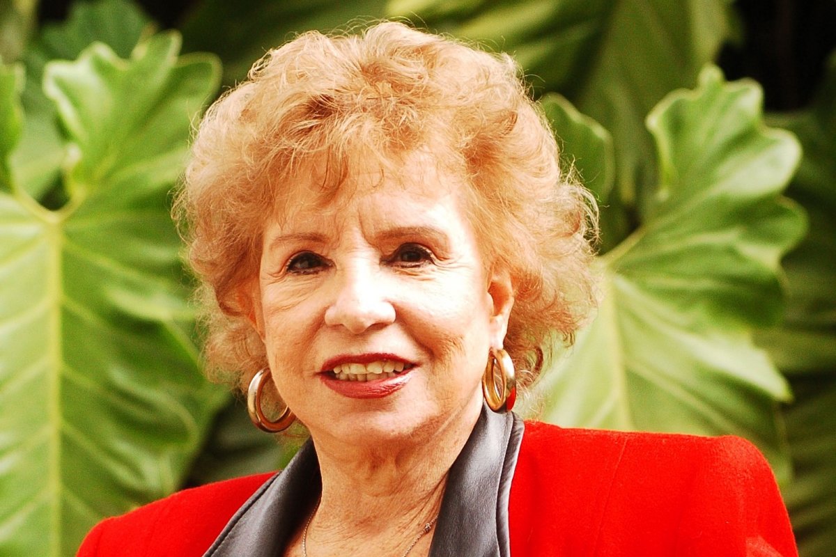 Morre Daisy Lúcidi, aos 90 anos