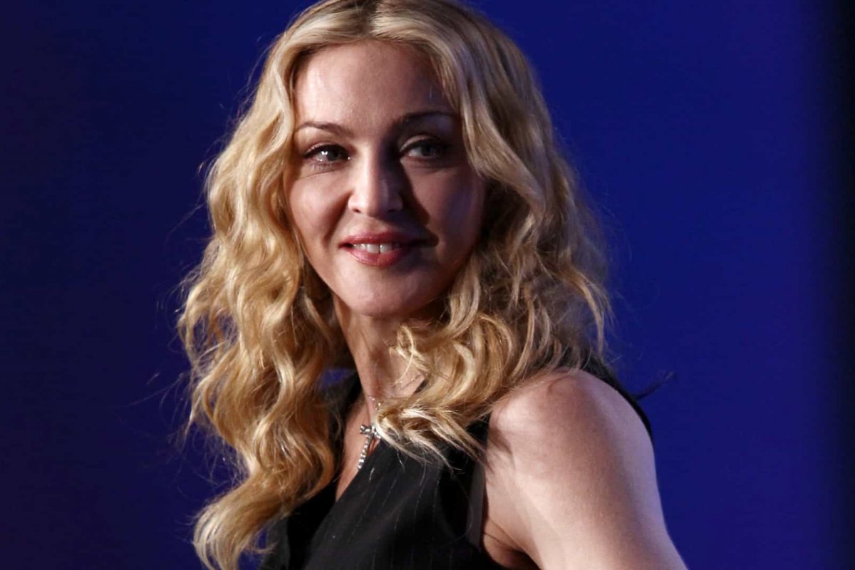 Maddona anuncia que teve e está recuperada do coronavírus