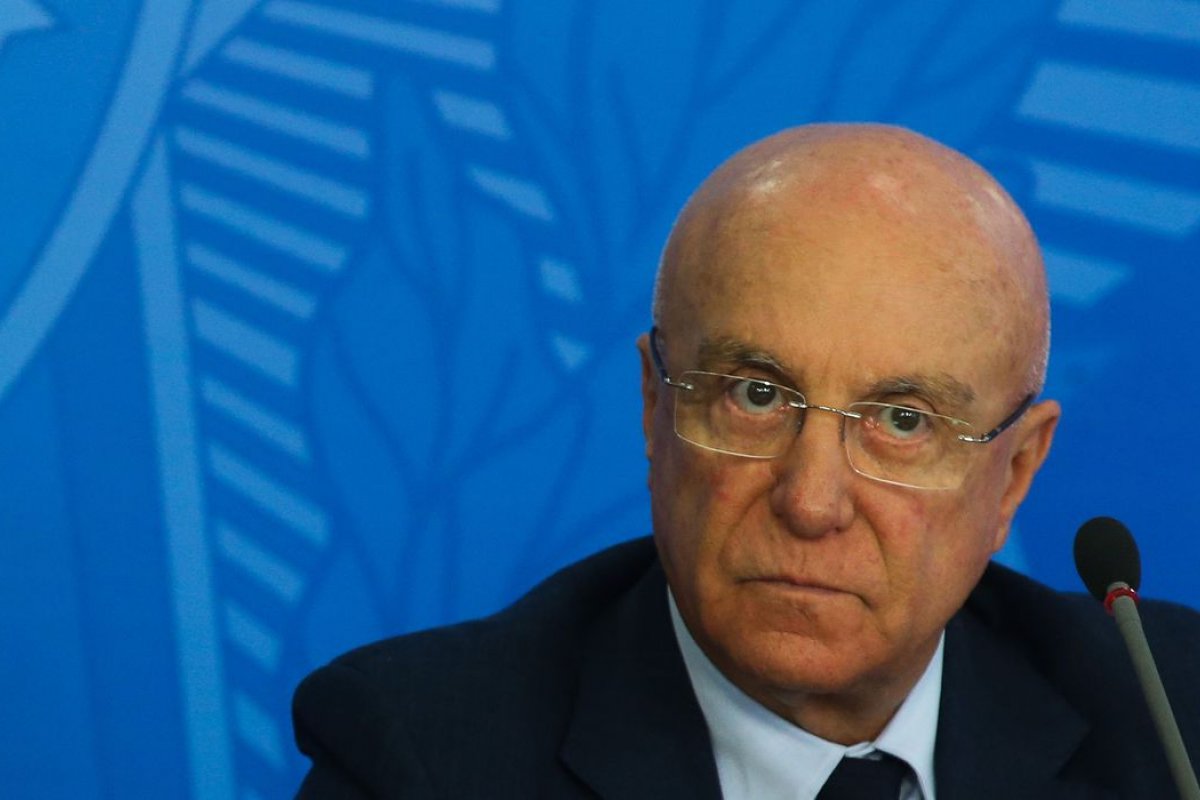 Foco para retomada do crescimento econômico vai acontecer pelo investimento privado, diz Mattar