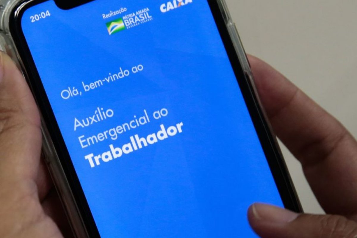 Coronavírus: 17 milhões de pedidos do auxilio de R$ 600 estão retidos, diz ministério 