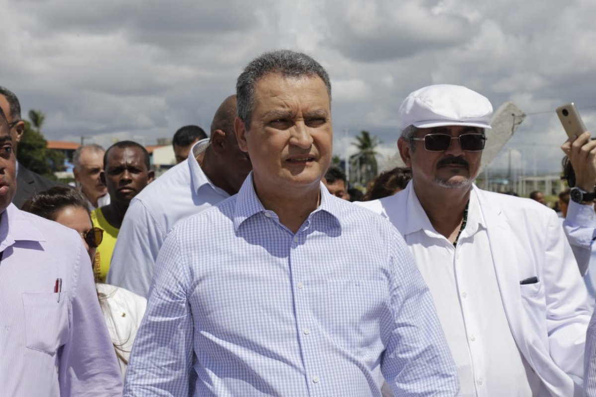 Rui Costa decreta suspensão de transporte intermunicipal em mais quatro cidades baianas