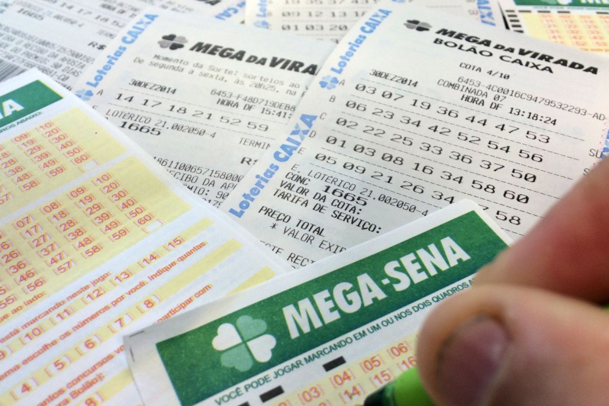 Sem acertos, Mega-Sena acumula prêmio e vai a R$ 80 milhões
