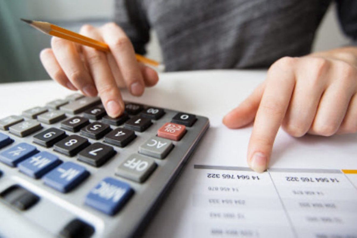 Pequenas empresas buscam crédito para salários, mas bancos dificultam