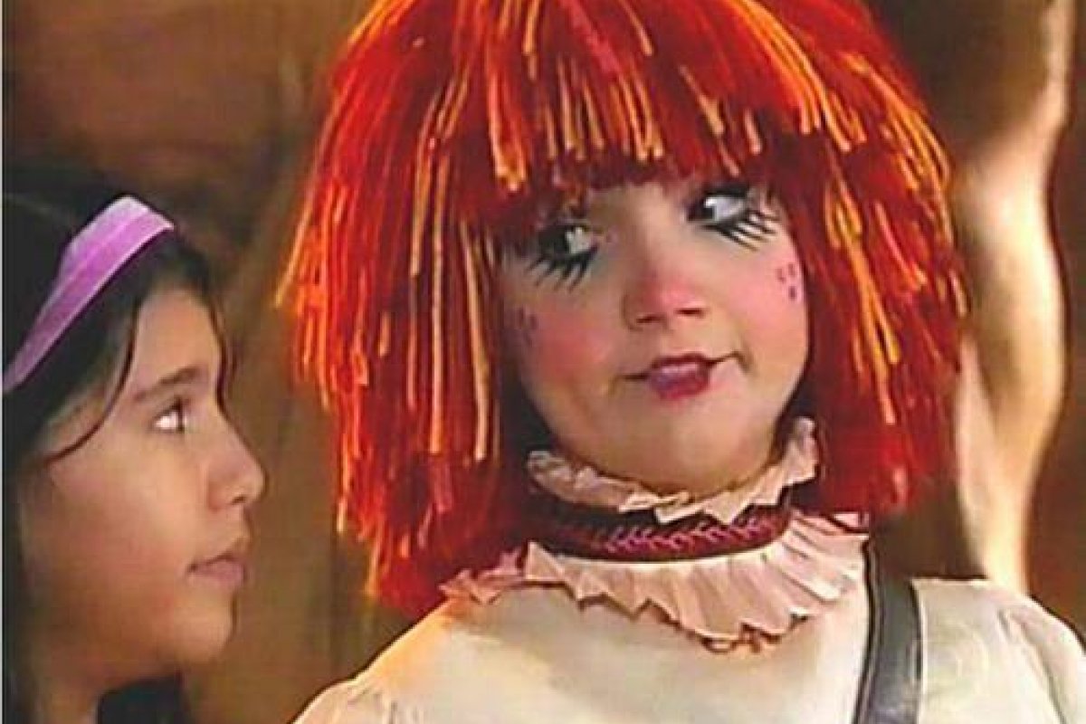 Atriz que viveu Narizinho no Sítio do Pica Pau Amarelo, depende do auxílio de R$ 600 para viver