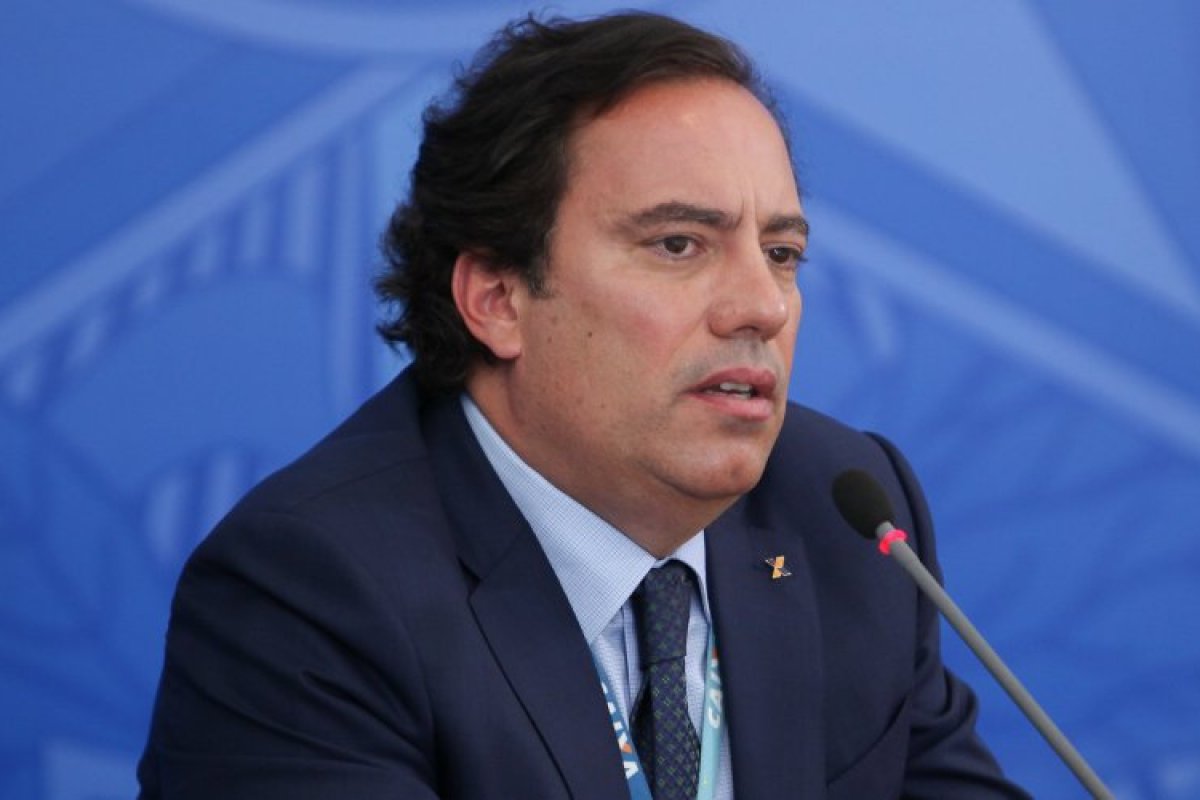 Presidente da Caixa diz que todos bancos públicos participam da distribuição do auxilio de R$ 600