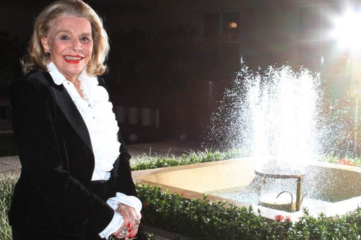 Sociedade carioca se despede de Lourdes Catão, vítima de coronavírus