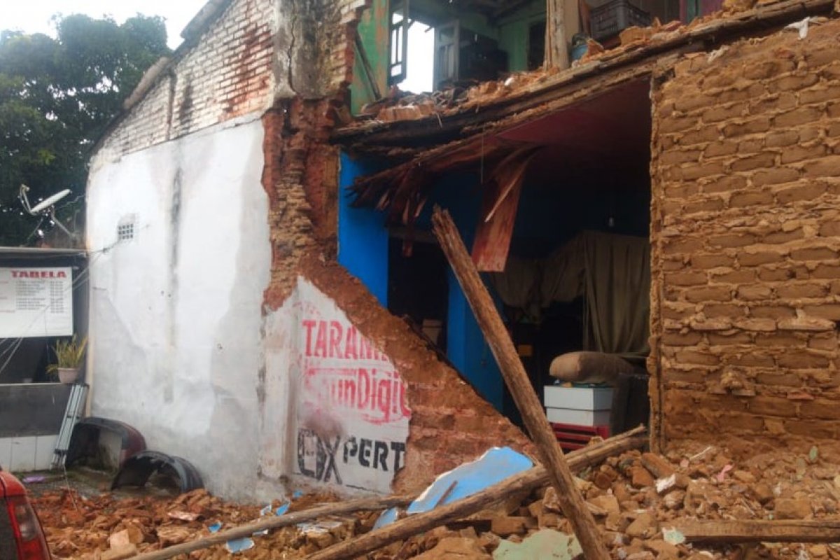 'Não tinha para onde ir' diz dona de casarão que desabou na Lapinha, em Salvador