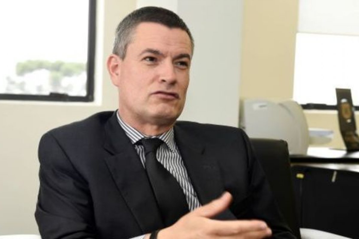 Valeixo diz que Bolsonaro nunca solicitou relatórios de inquéritos