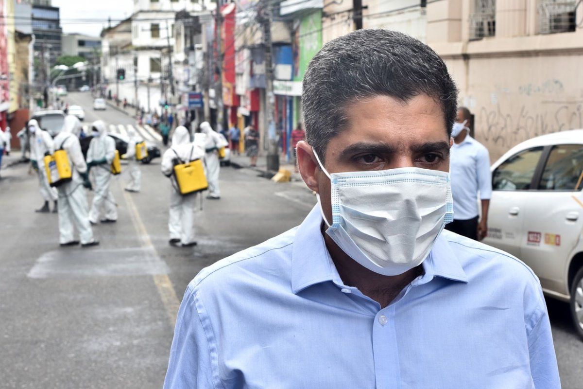 Em Plataforma, 10 de 40 pessoas testaram positivo para o coronavírus