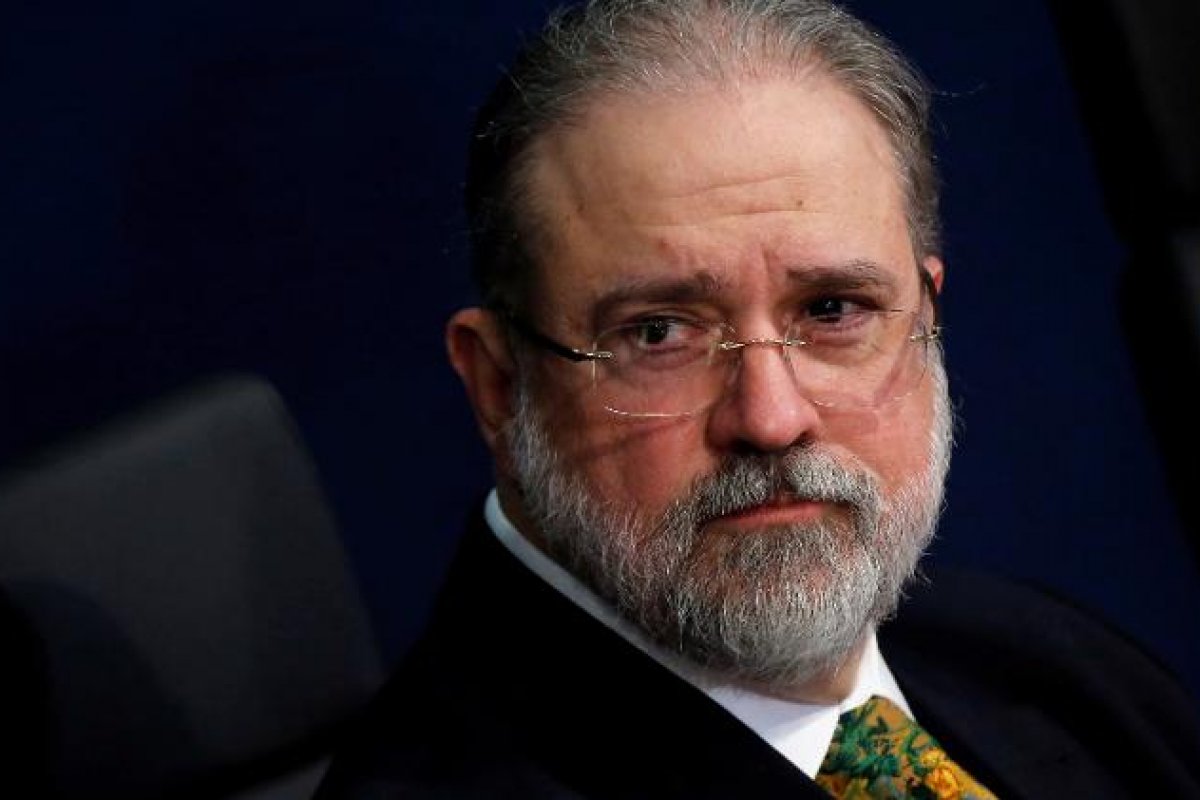 Aras mantém parecer contrário à descriminalização do aborto até 12ª semana de gestação