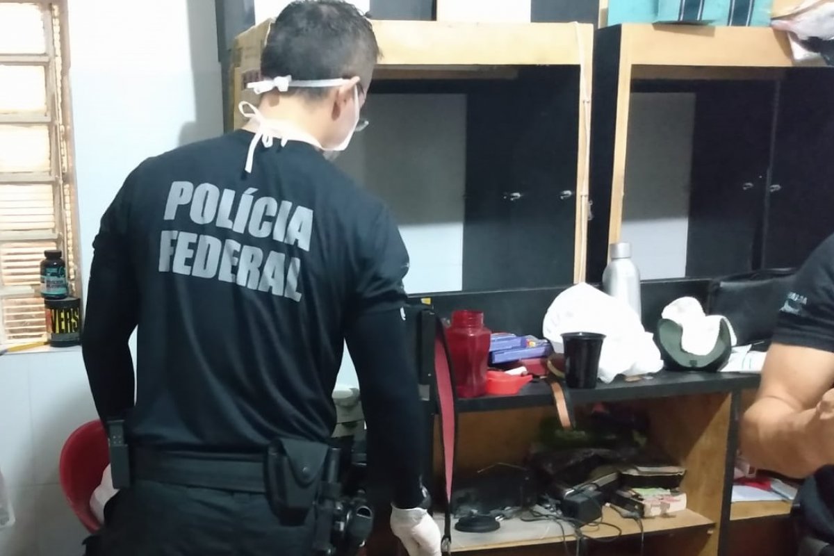 MP e Polícia Federal cumprem mandados de busca e apreensão em Paulo Afonso