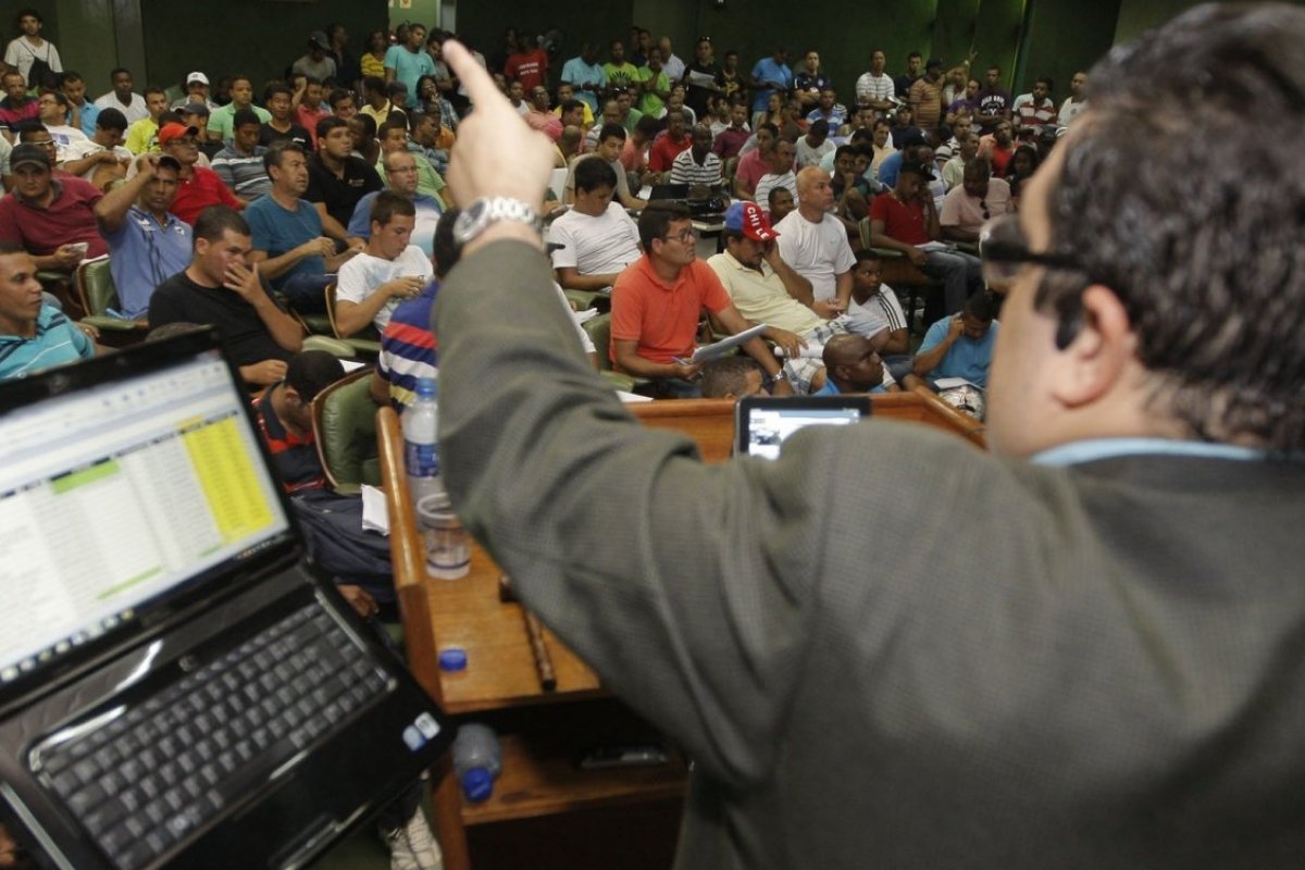 Bens públicos, avaliados em R$ 1,2 milhão, serão leiloados na próxima sexta (12), em Salvador
