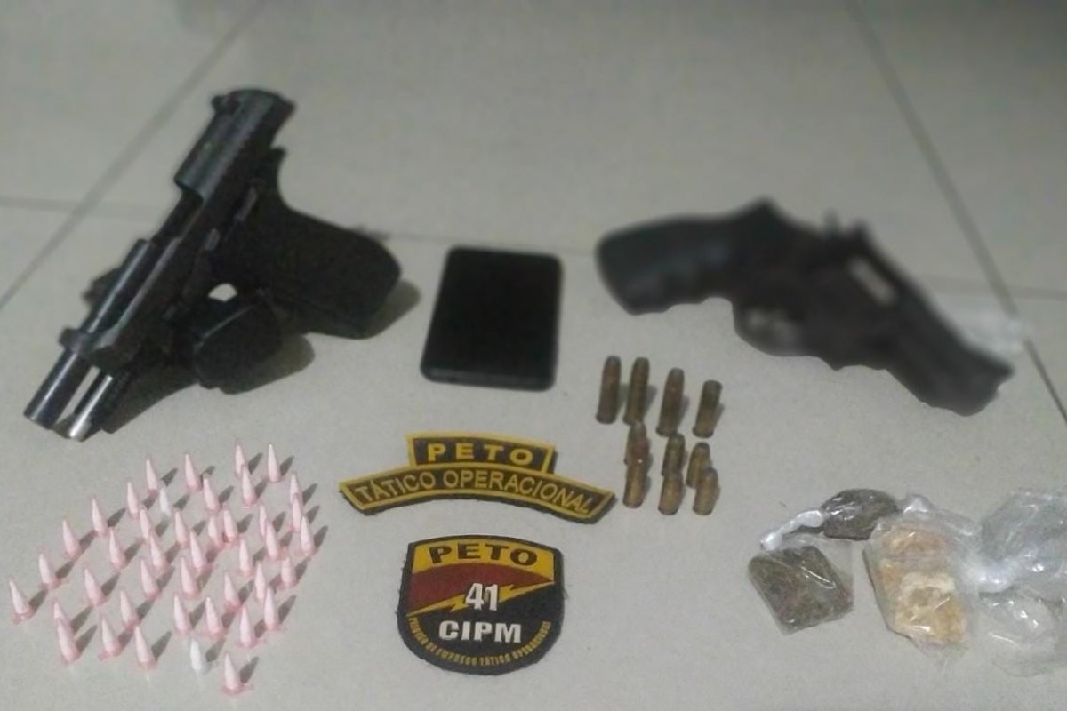 Homens são encontrados pela PM com armas e drogas no Calabar, em Salvador