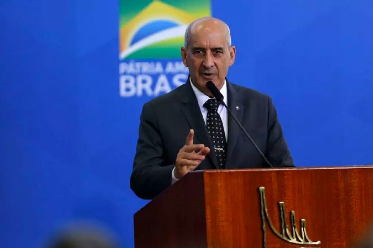 General Ramos afirma que Moro só aceitava o nome de delegado ligado a Alexandre de Moraes para chefia da PF