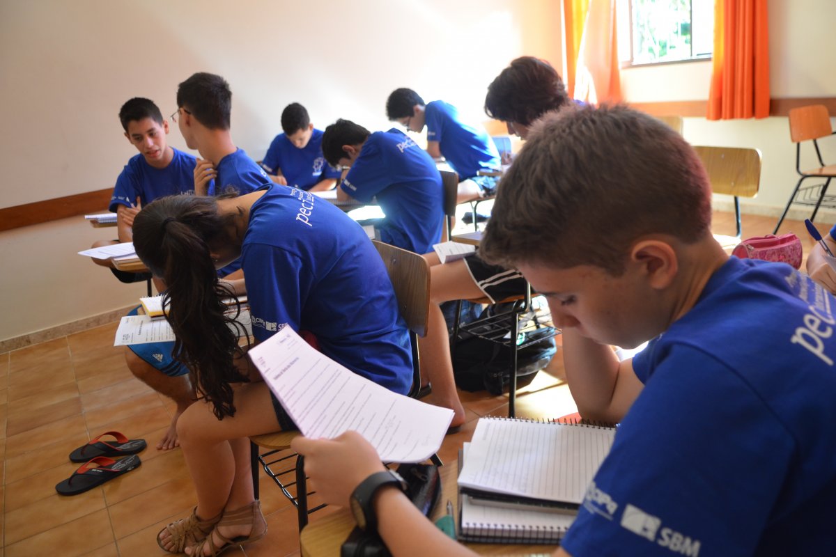 Baianos têm 24 projetos pré-selecionados no programa Parlamento Jovem Brasileiro