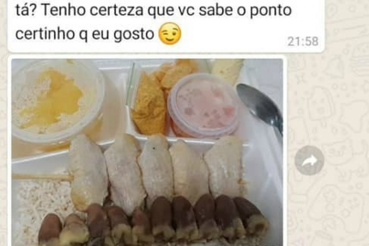 Cliente assedia atendente de restaurante e recebe frango cru