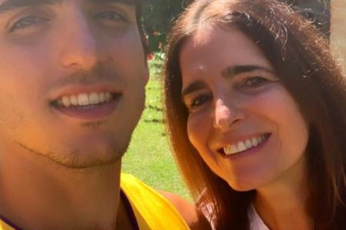 Filho de Malu Mader e Tony Belloto completa 25 anos e semelhança com a atriz impressiona