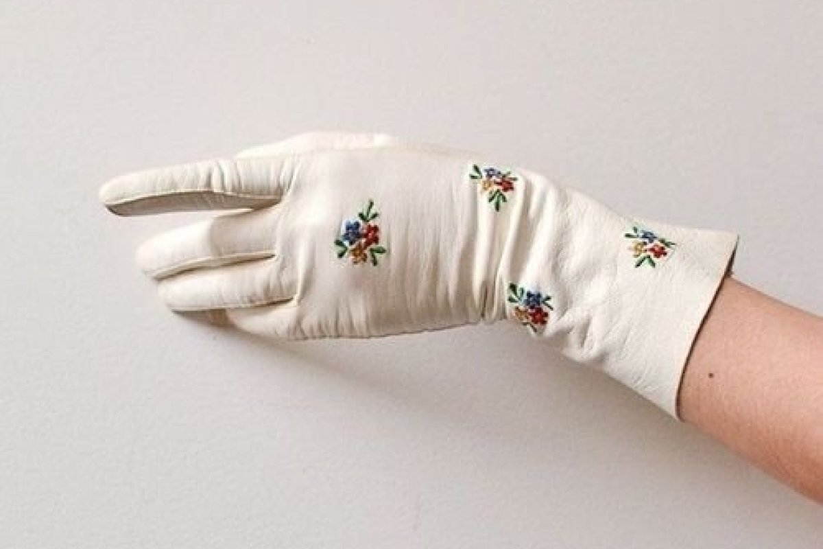 Proteção e estilo: Luvas voltam a ser acessório de moda