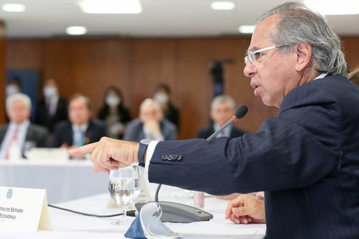 Guedes dispara sobre Banco do Brasil em reunião ministerial: “Vamos vender logo”