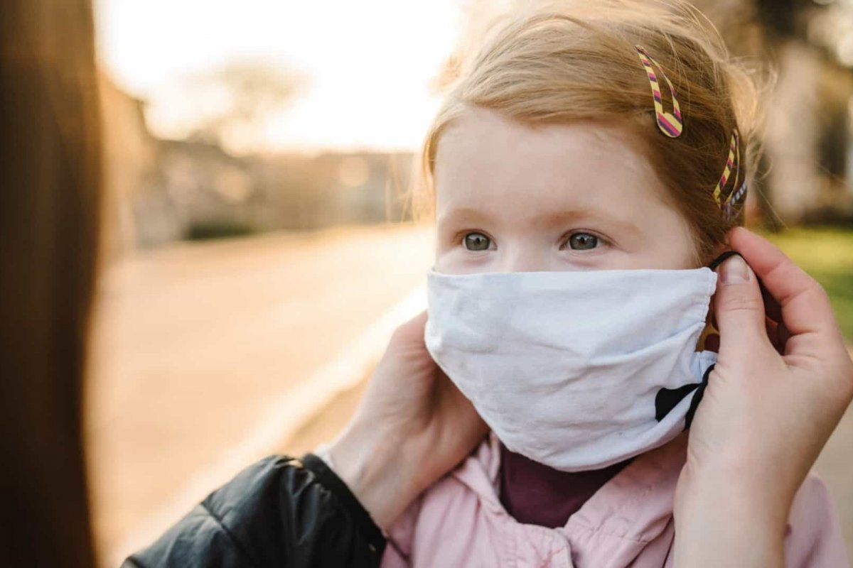 Europa vê 2 mortes e diversos casos de síndrome ligada à Covid-19 em crianças