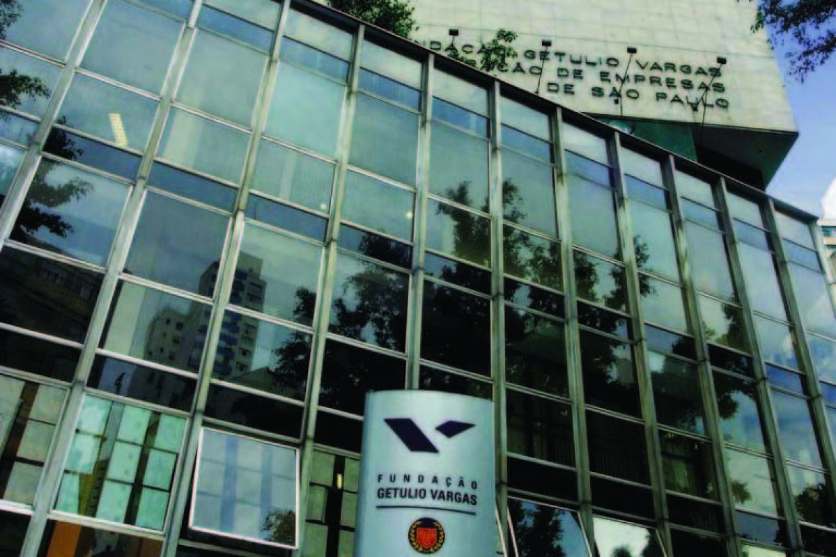 PIB cai 1,2% no primeiro trimestre do ano