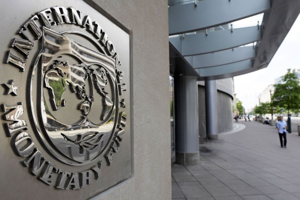 Chefe do FMI afirma que recuperação econômica do mundo é improvável em 2021