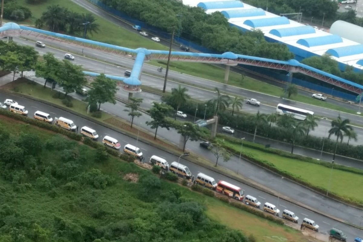 Motoristas de transporte escolar fazem petição com mais de 3 mil assinaturas para pedir isenção do IPVA