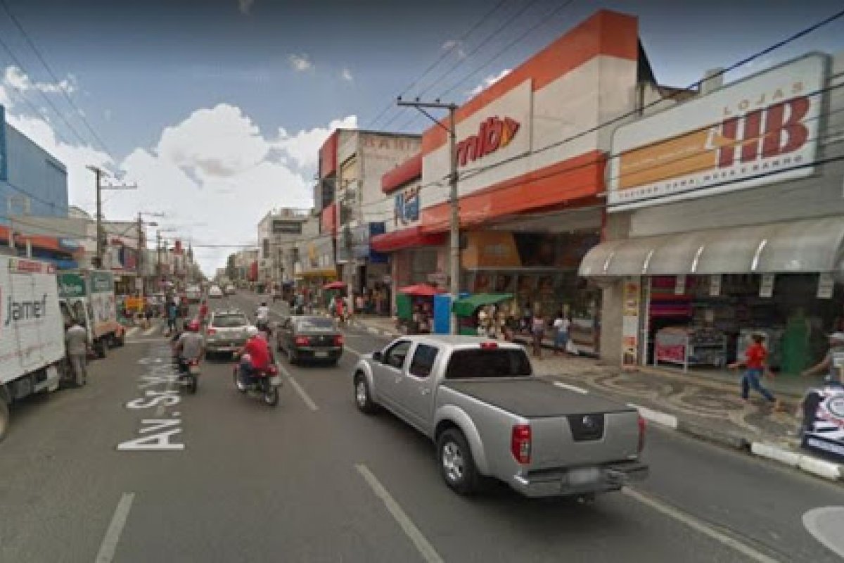 Comércio de Feira de Santana será fechado após passar um mês reaberto