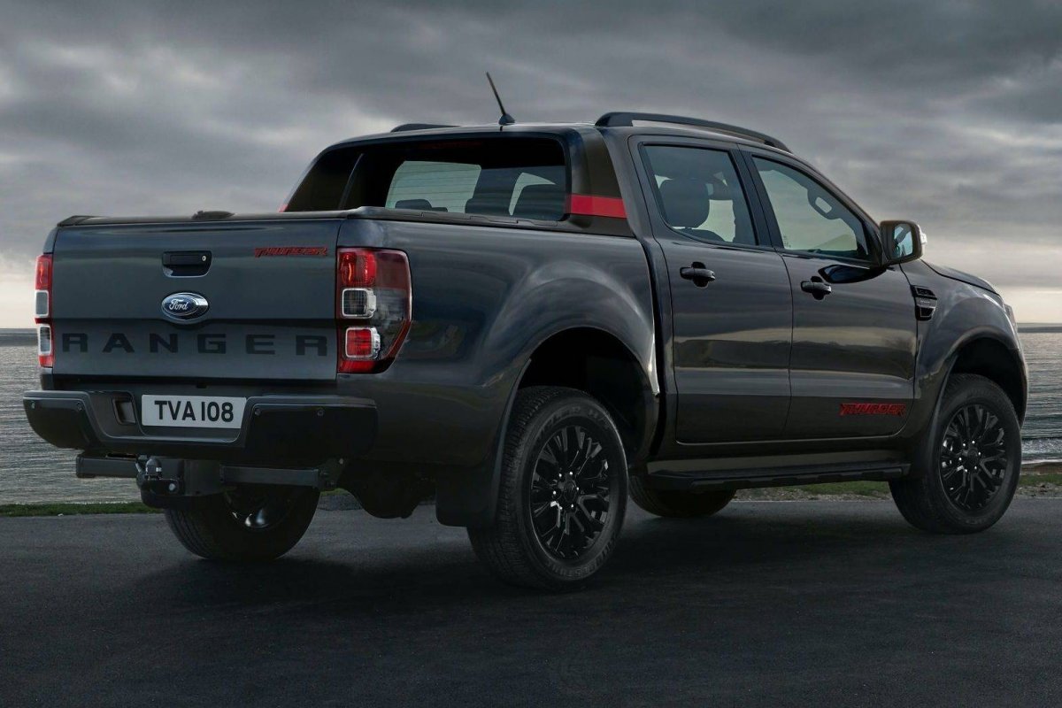 Ford Ranger Thunder chega à Europa com visual arrojado: conheça