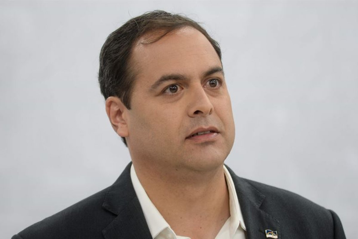 Governador de Pernambuco  testa positivo para Covid-19