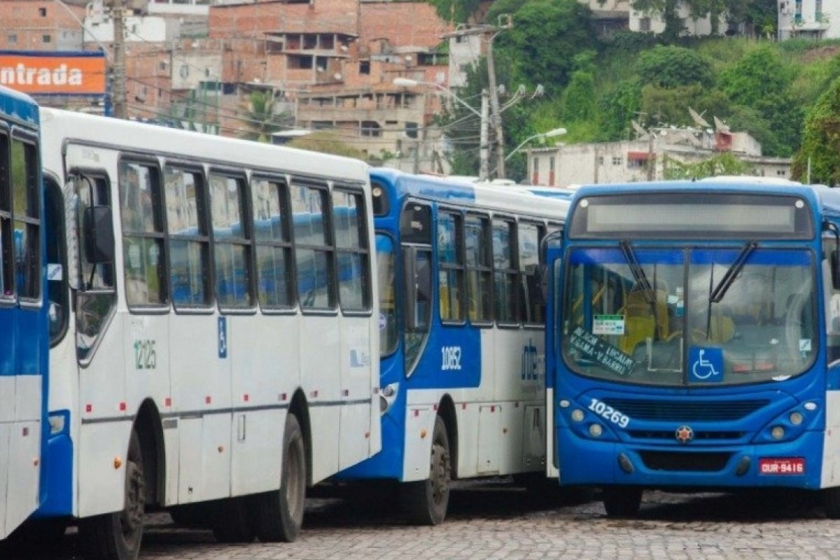 Por falta de avanços nas negociações, rodoviários aprovam nova greve em Salvador