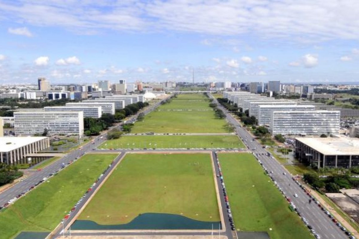 Entidades, MPF e MPT entram na Justiça contra o fim do trabalho remoto nos ministérios