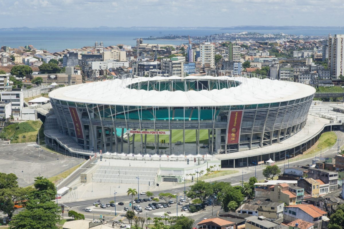 Acidente próximo a Arena Fonte Nova deixa um ferido