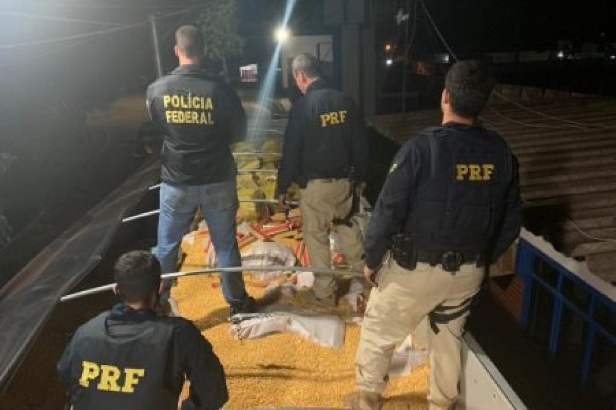PF e PRF realizam maior apreensão de maconha da história do Brasil