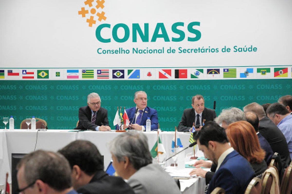 CONASS diz que orientações feitas pela Saúde sobre uso de medicamento em pacientes com Covid-19 é de responsabilidade do governo