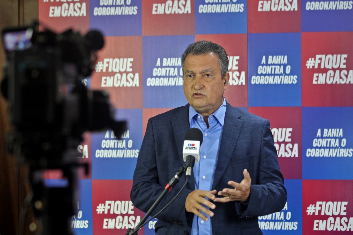 Rui anuncia a implantação de 10 novos leitos de UTI em Jequié