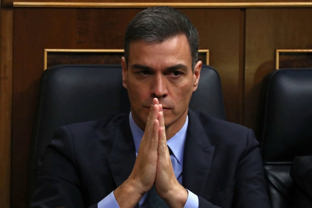 Primeiro-ministro anuncia reabertura das fronteiras da Espanha para estrangeiros em julho