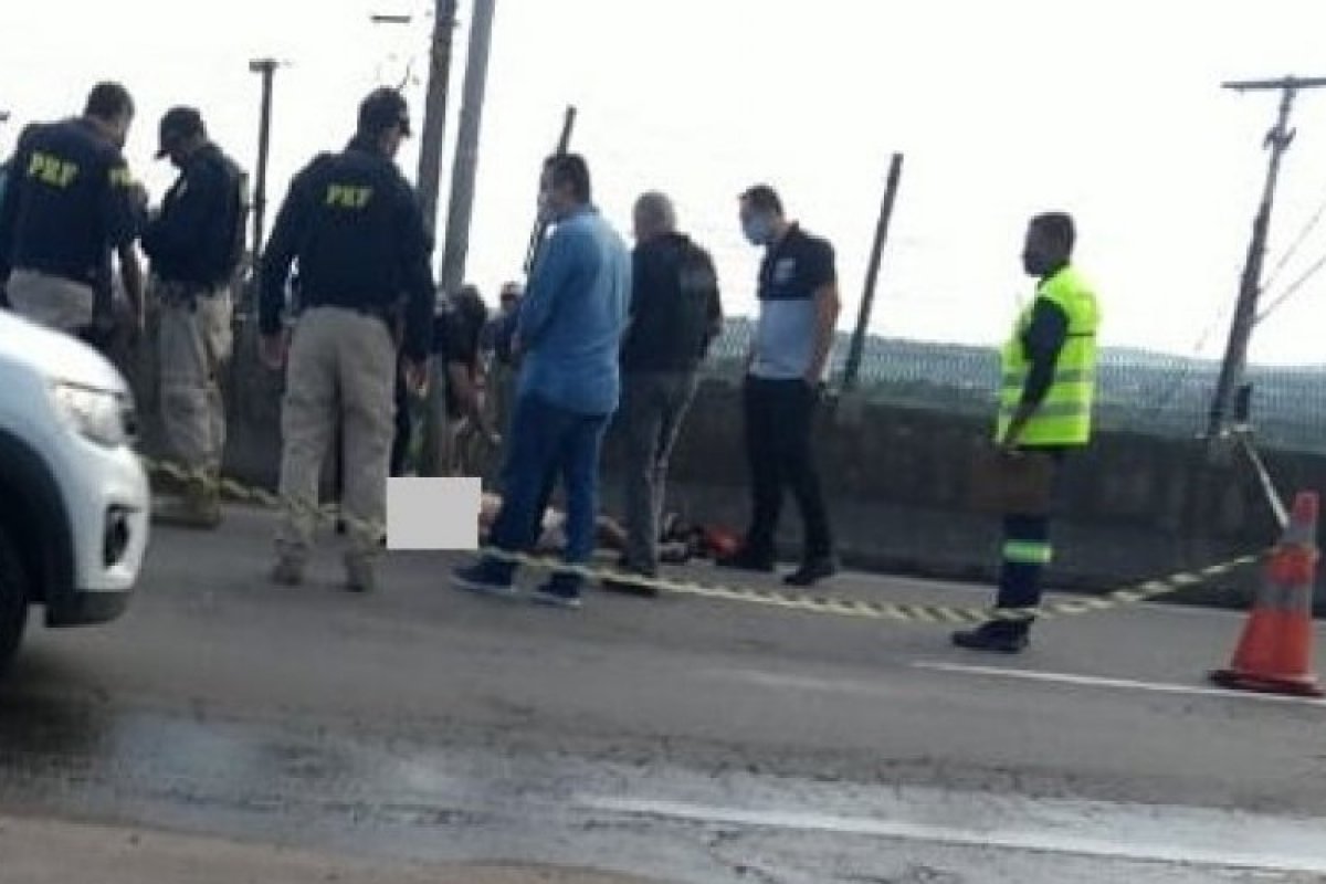 Homem morre eletrocutado depois de tocar em poste em Feira de Santana