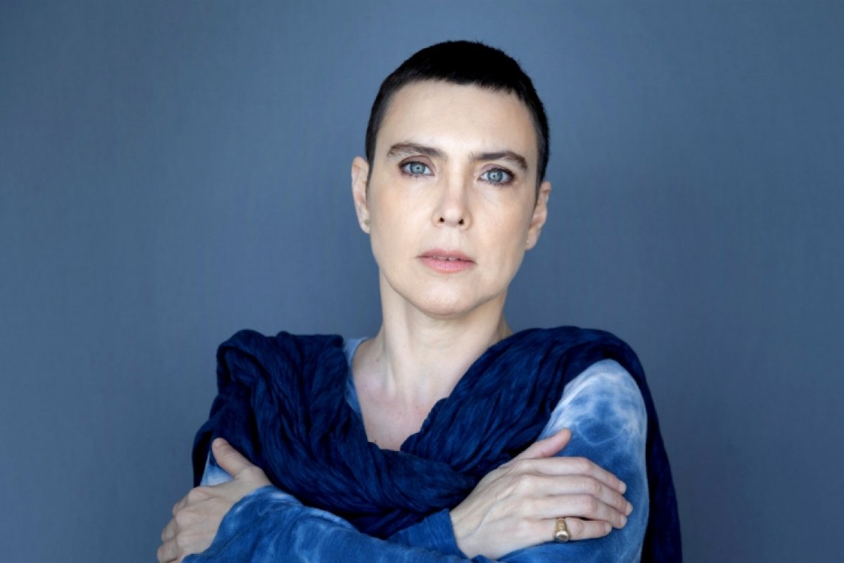 Adriana Calcanhotto lança canção 'Lembrando da estrada' na próxima sexta-feira (29)