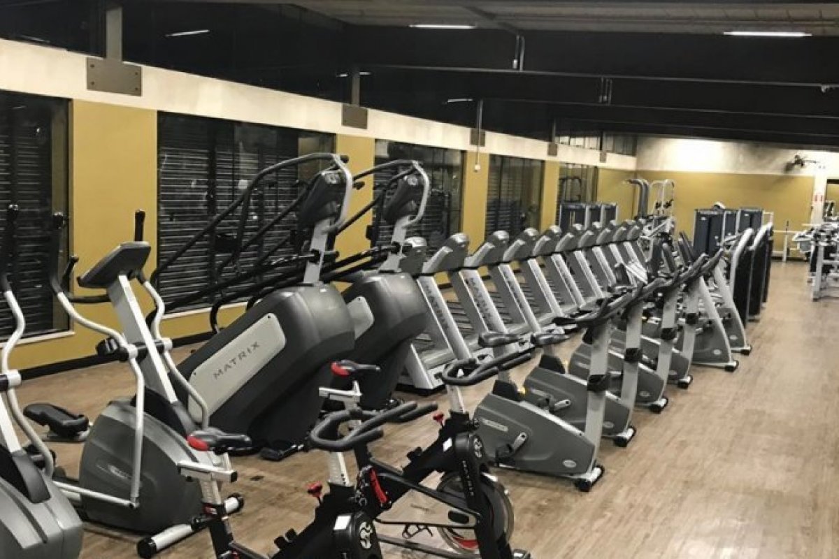 Itália permite reabertura de piscinas e ginásios nesta segunda-feira (25)