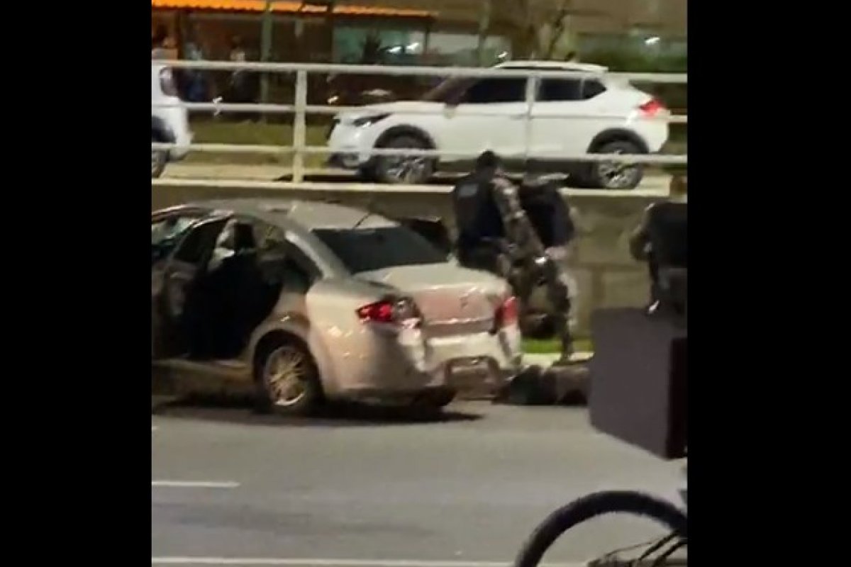 Após confronto com a PM, dois homens ficam feridos no bairro de Narandiba, em Salvador