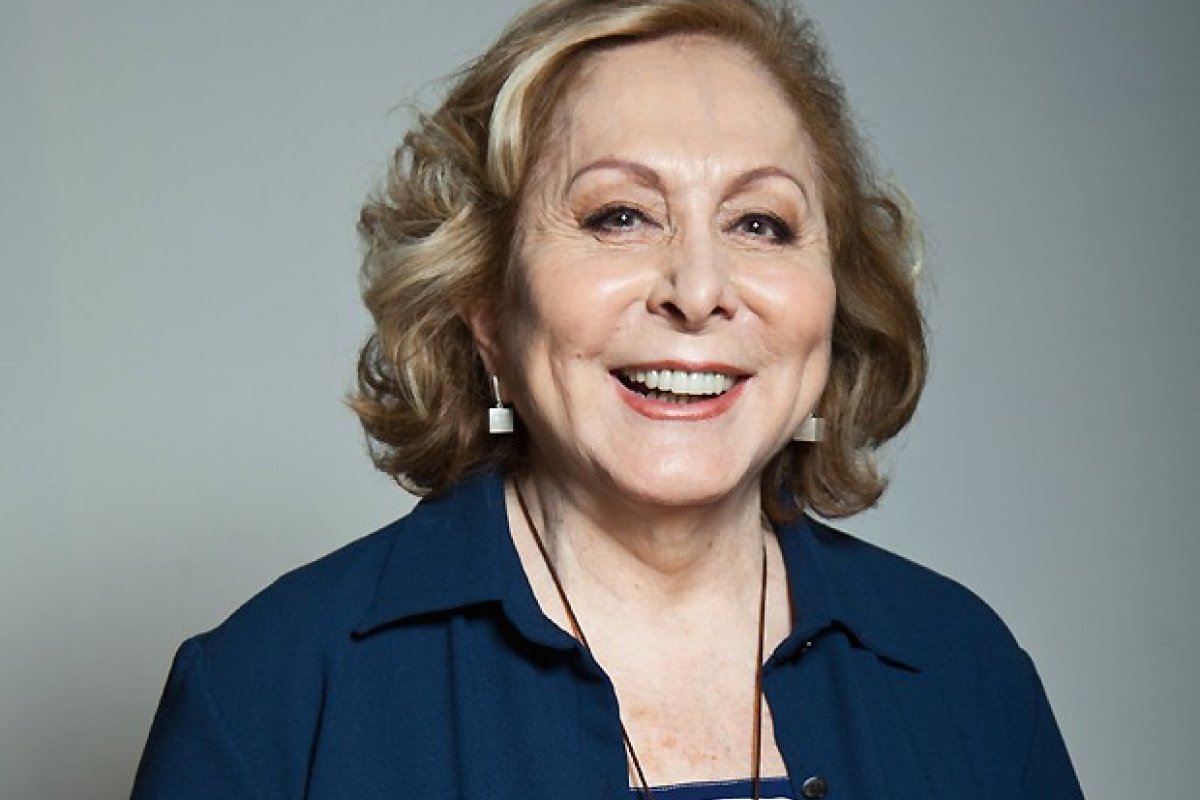 Aos 80 anos, Aracy Balabanian é internada na UTI após sentir falta de ar