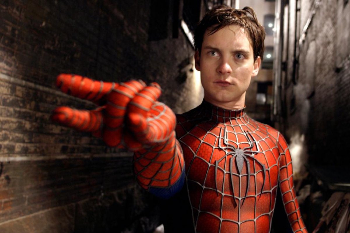 Irmãos são picados, propositalmente, por uma viúva negra para se transformarem no 'Homem-Aranha'