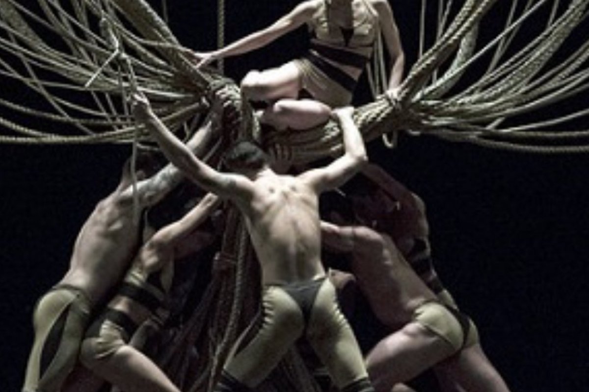 Deborah Colker traz a nova versão do espetáculo “Nó” para Salvador