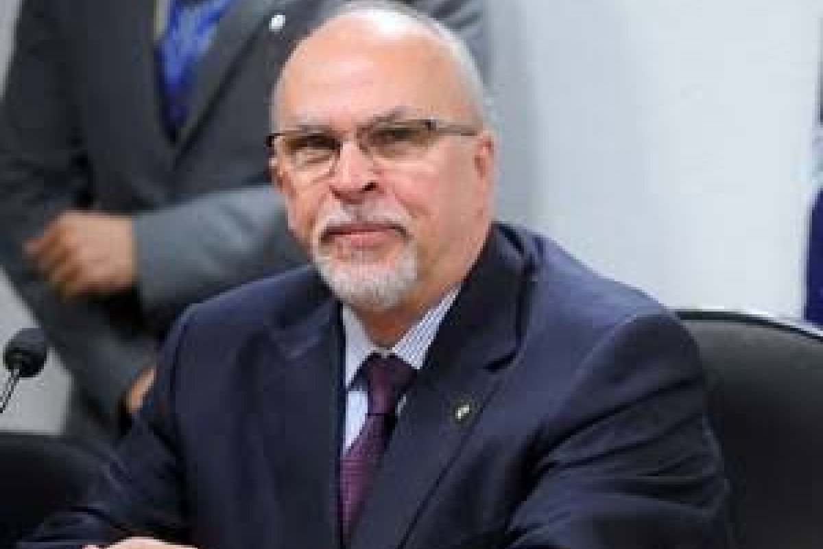 STF decide que ação penal contra Mario Negromonte seja remetida a Justiça Eleitoral