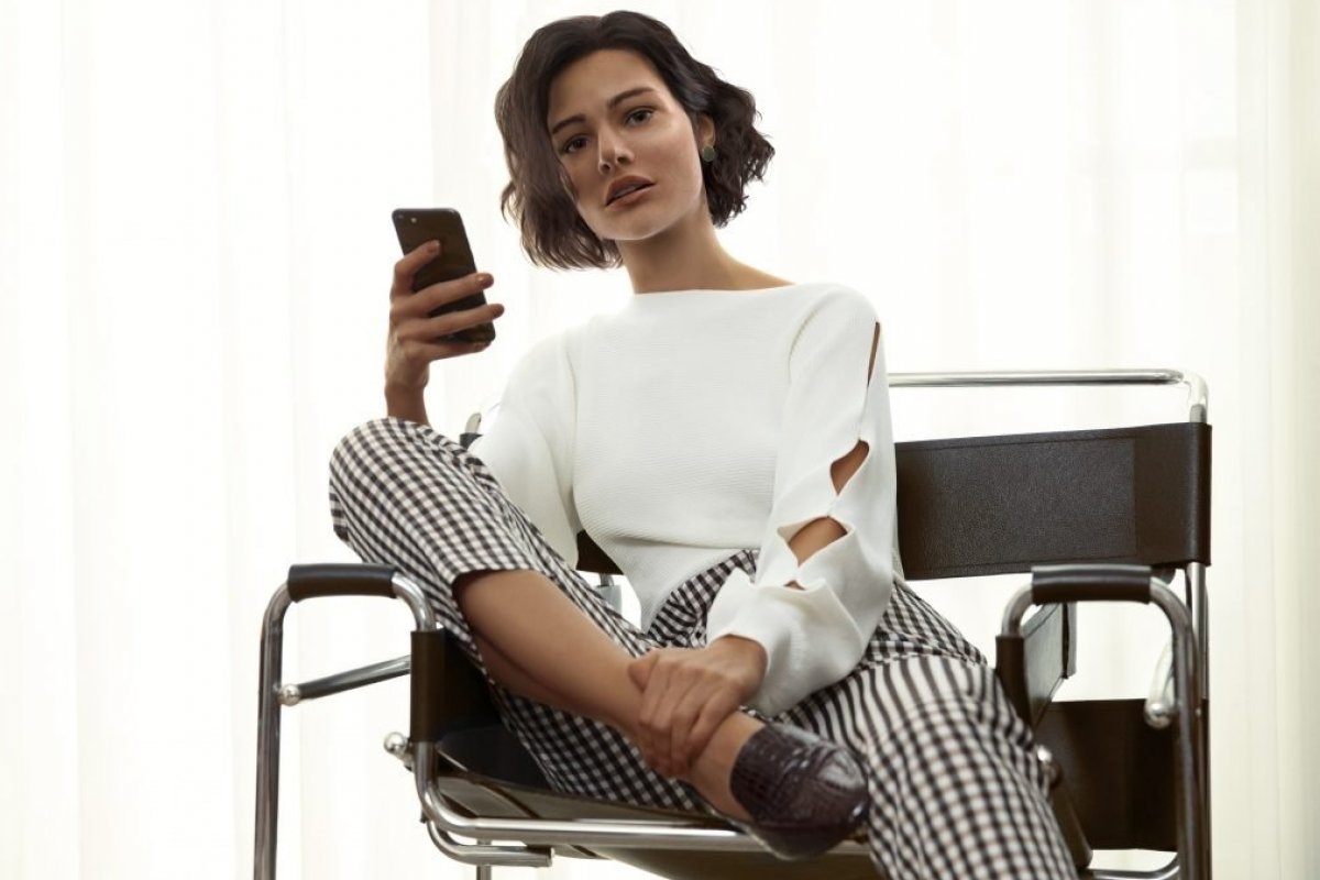 Marca brasileira lança modelo virtual para estrelar novas campanhas